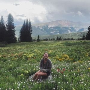 Meet your Posher, Katelyn